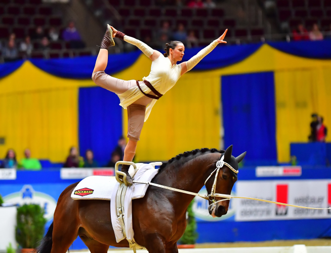 Kristina Boe - Horse Vaulting